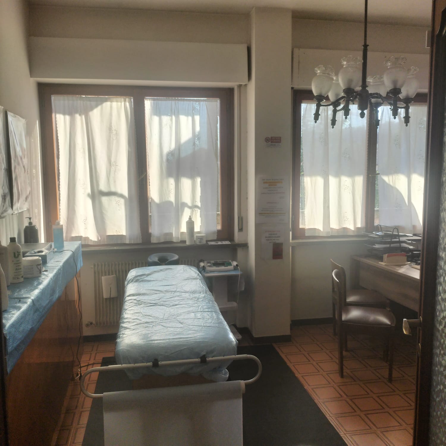 lettino dei massaggi di lorenzo bistocco